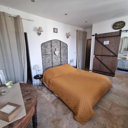 La Bastide Panzió Bédarrides Kültér fotó