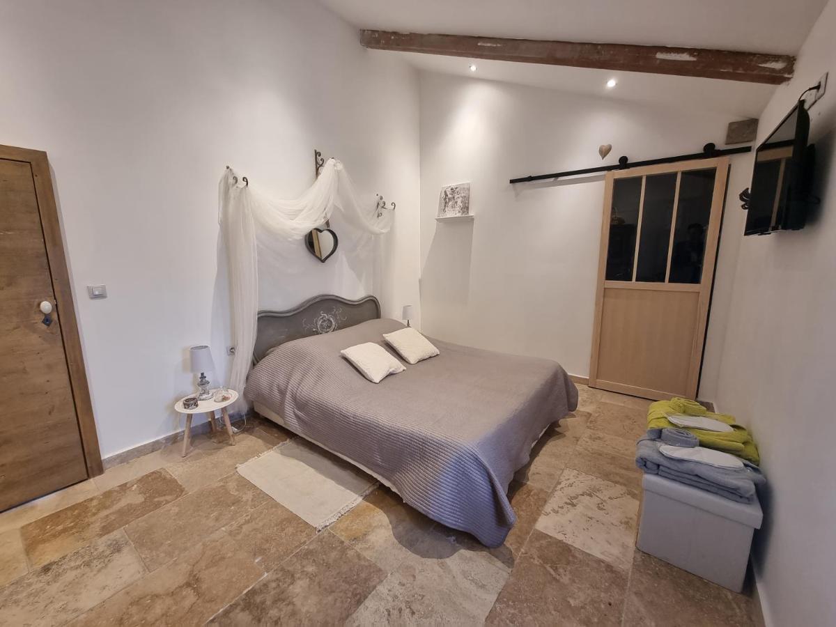 La Bastide Panzió Bédarrides Kültér fotó